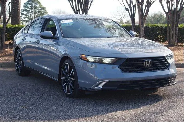 $33569 : Honda Accord Hybrid 2024 Tou image 1