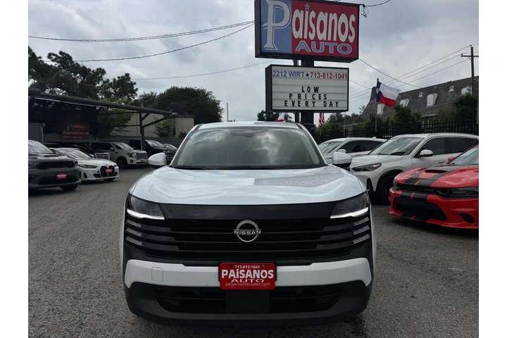 2025 Kicks SV image 2