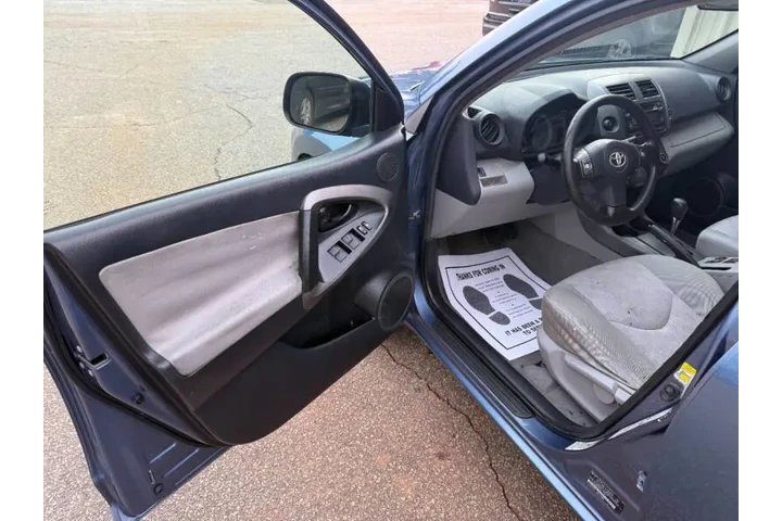 $8499 : 2012 RAV4 image 9