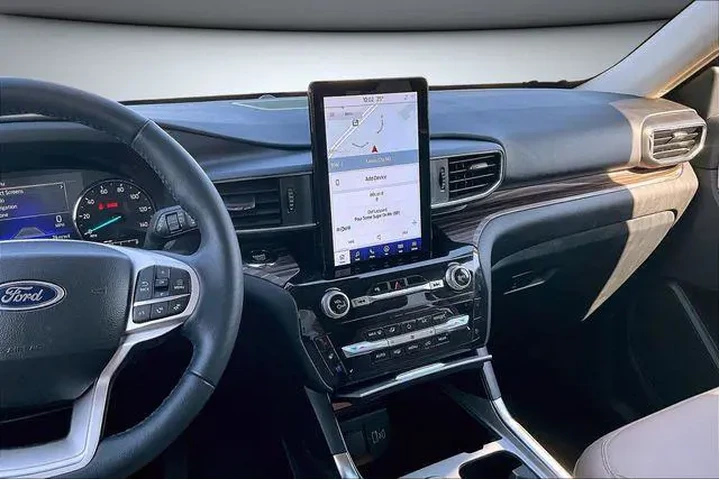 $37000 : Ford Explorer 2023 AWD Limit image 9