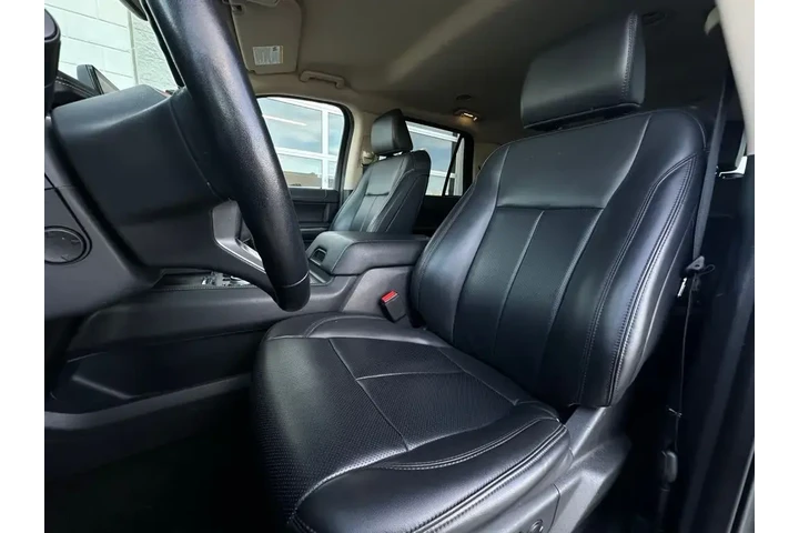 $39995 : Ford Expedition MAX 2023 4x4 image 5