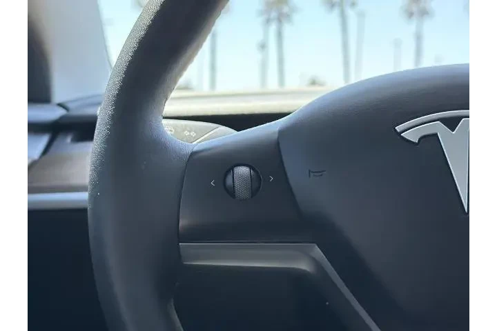 $26800 : Tesla Model 3 2023 4dr Sedan image 10