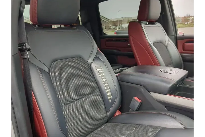 $34879 : Ram 1500 2019 4x4 Rebel 4dr image 8