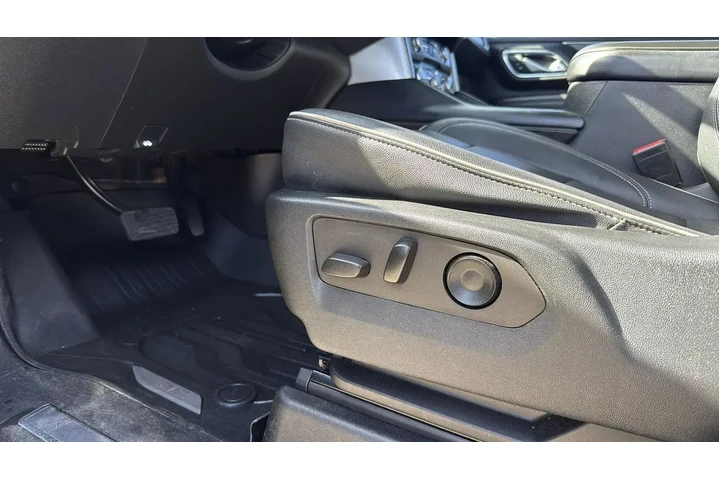 $37877 : GMC Yukon XL 2022 4x2 SLT 4d image 8