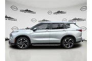 $25977 : Mitsubishi Outlander 2024 AW thumbnail