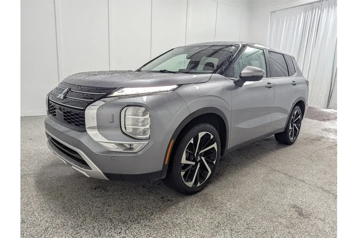 $24797 : Mitsubishi Outlander 2024 AW image 5