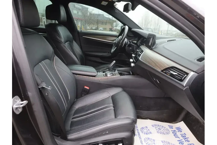 $22877 : BMW 5 Series 2018 AWD M550i image 10