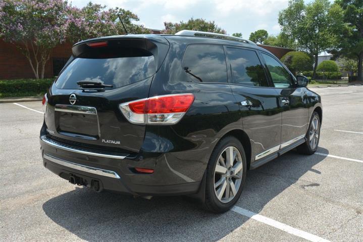 2016 Pathfinder Platinum image 6