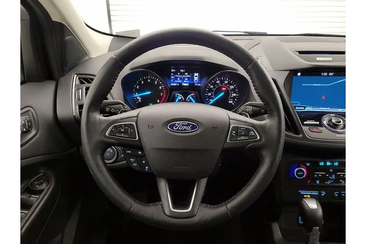 $16998 : Ford Escape 2018 Titanium 4d image 10