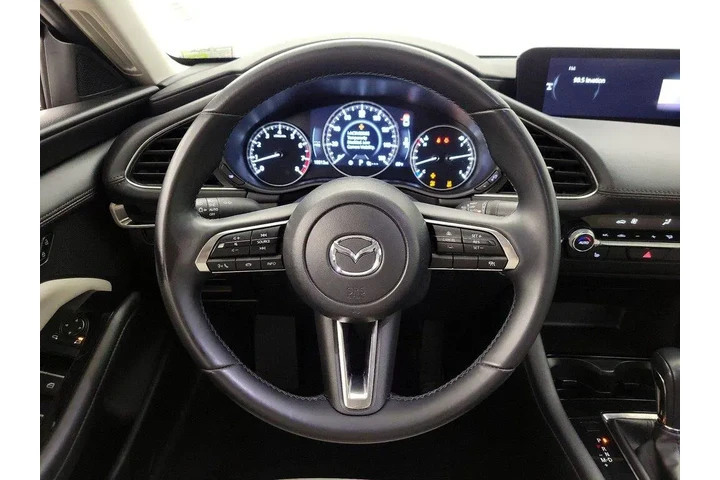 $23998 : Mazda Mazda3 Sedan 2025 2.5 image 10