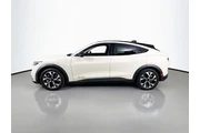 $30950 : Ford Mustang Mach-E 2025 AWD thumbnail