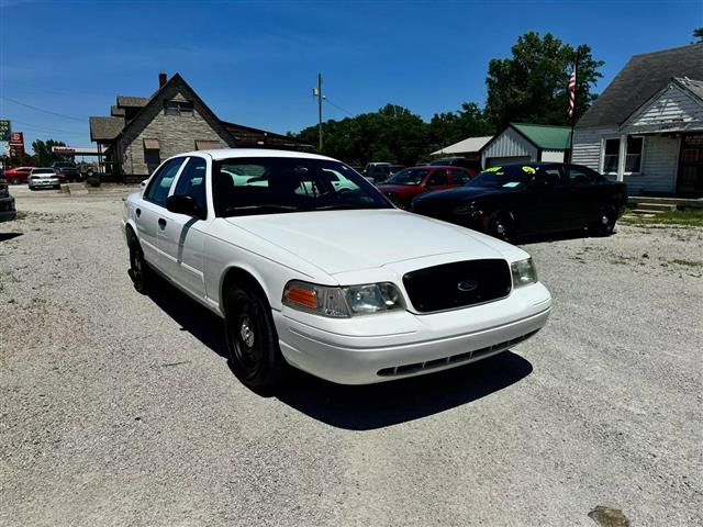 $6588 : 2011 FORD CROWN VICTORIA2011 image 5