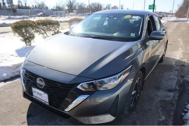 $17124 : Nissan Sentra 2025 SV 4dr Se image 8