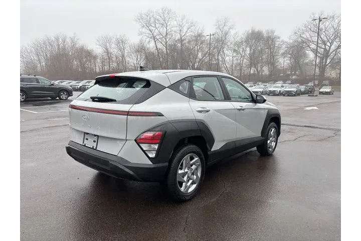 $27495 : Hyundai KONA 2026 SE AWD 4dr image 6