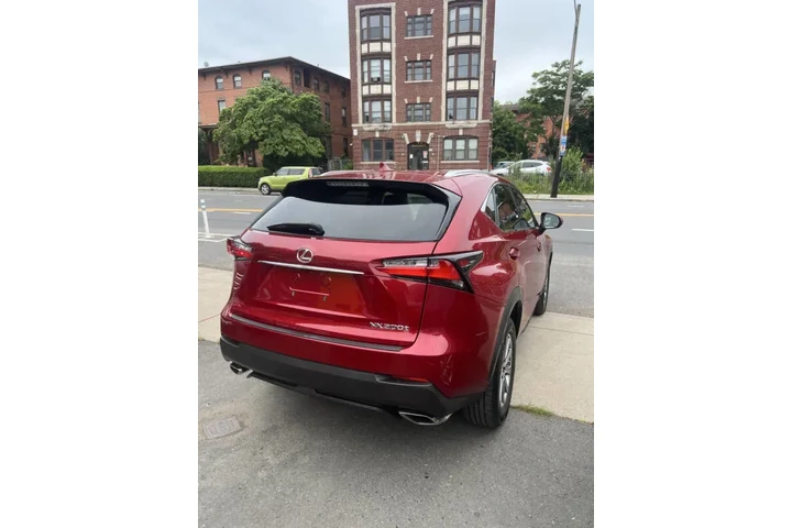 $17999 : 2015 NX 200t image 6