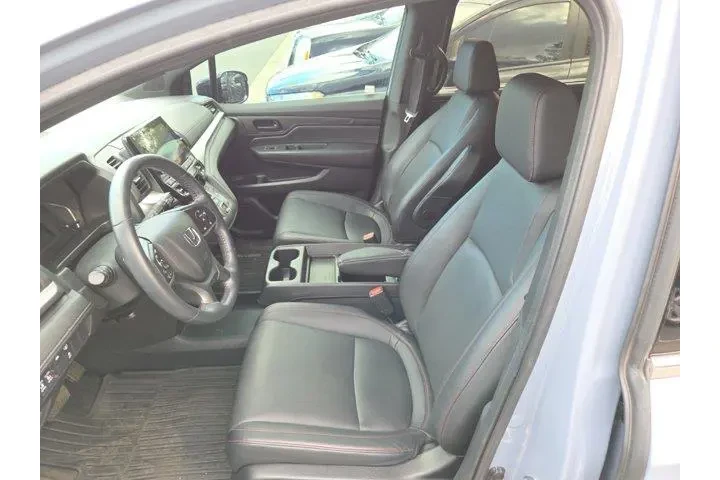 $36974 : Honda Odyssey 2024 Sport 4dr image 4