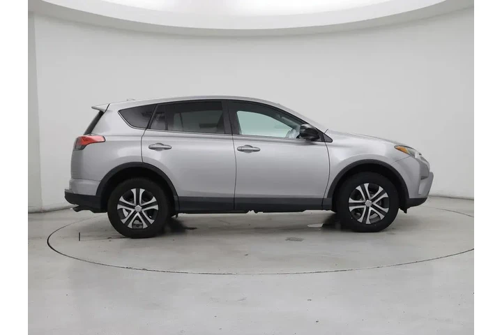 $20998 : Toyota RAV4 2017 LE 4dr SUV image 7