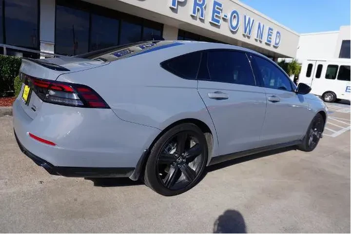 $34288 : Honda Accord Hybrid 2025 Spo image 6