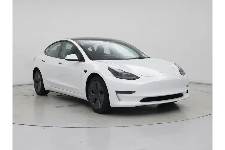 $26998 : Tesla Model 3 2023 4dr Sedan image 1