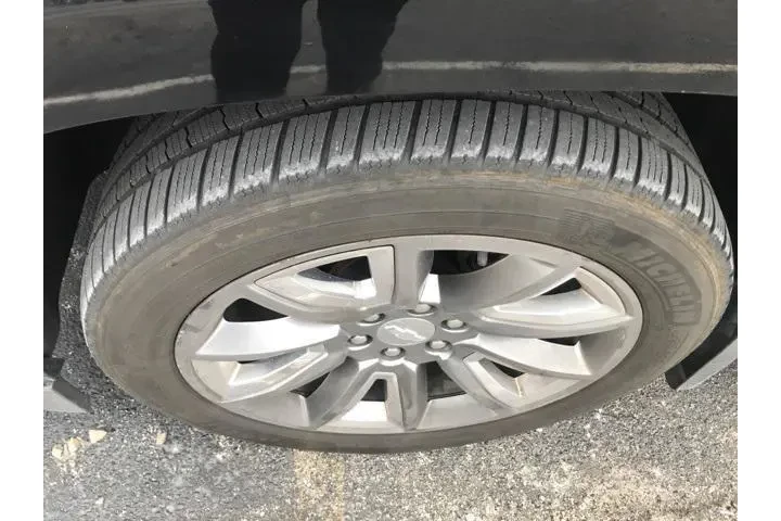 $19900 : Chevrolet Suburban 2015 4x4 image 9