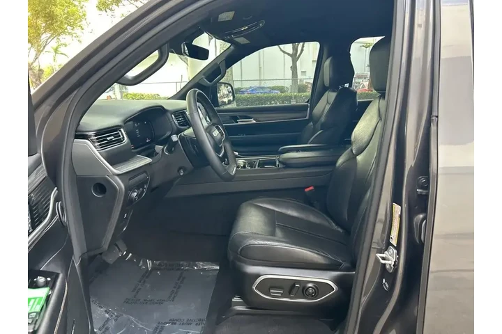 $35271 : Jeep Wagoneer L 2023 4x4 Ser image 5