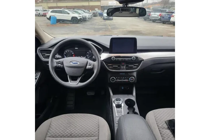 $7999 : 2020 Escape SE image 9