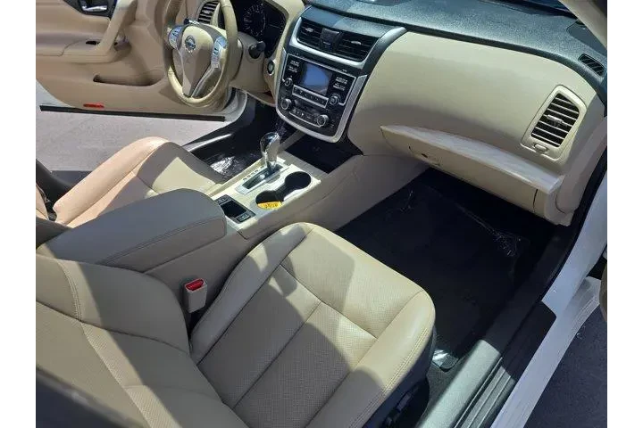 $15995 : Nissan Altima 2017 2.5 SL 4d image 9