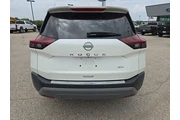 $22983 : Nissan Rogue 2023 SV 4dr Cro thumbnail