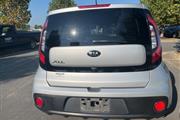 $12126 : PRE-OWNED 2019 KIA SOUL BASE thumbnail