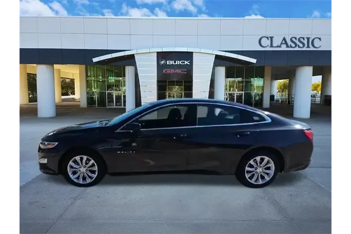 $15987 : Chevrolet Malibu 2023 LT 4dr image 4