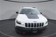 $27900 : PRE-OWNED 2022 JEEP CHEROKEE thumbnail