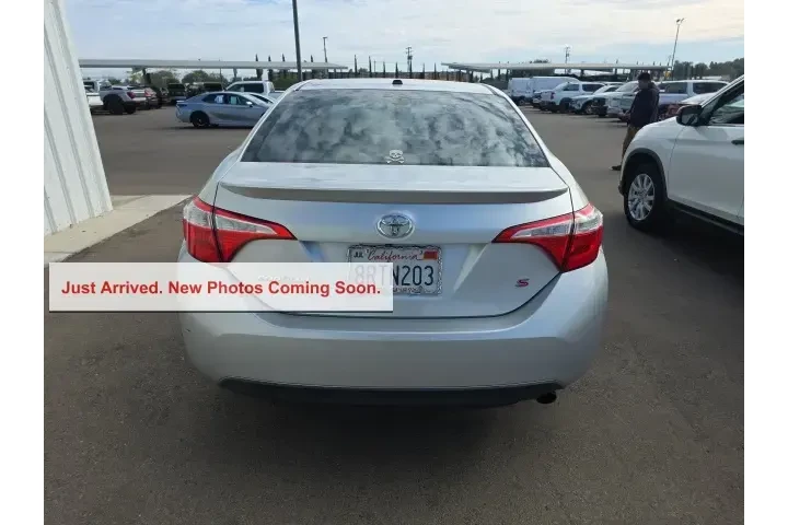 $13800 : Toyota Corolla 2015 S 4dr Se image 5