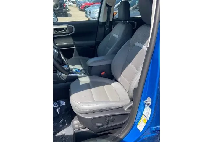 $34131 : Ford Bronco Sport 2025 AWD B image 3