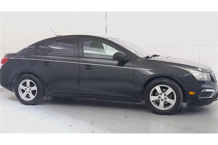 2015 Escape SE 4WD image 5