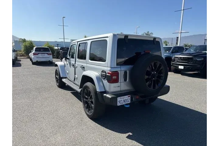 $30744 : Jeep Wrangler Unlimited 2022 image 8