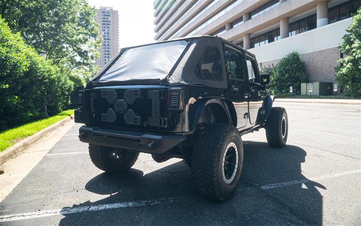 $25000 : 2015 JEEP WRANGLER image 4