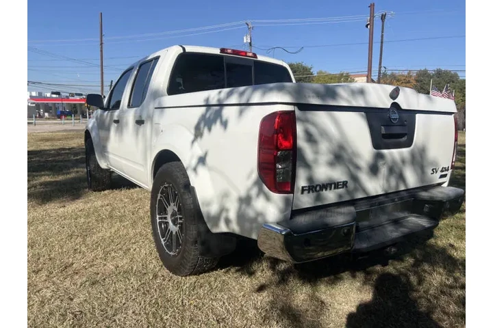 $17495 : 2017 Frontier image 6