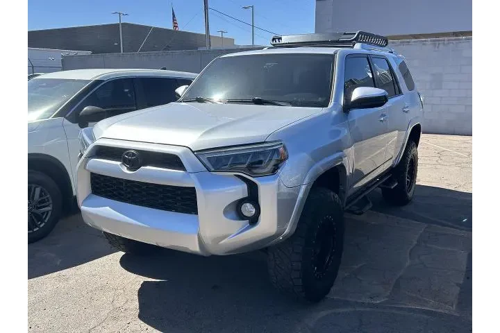 $27986 : Toyota 4Runner 2016 4x4 SR5 image 3