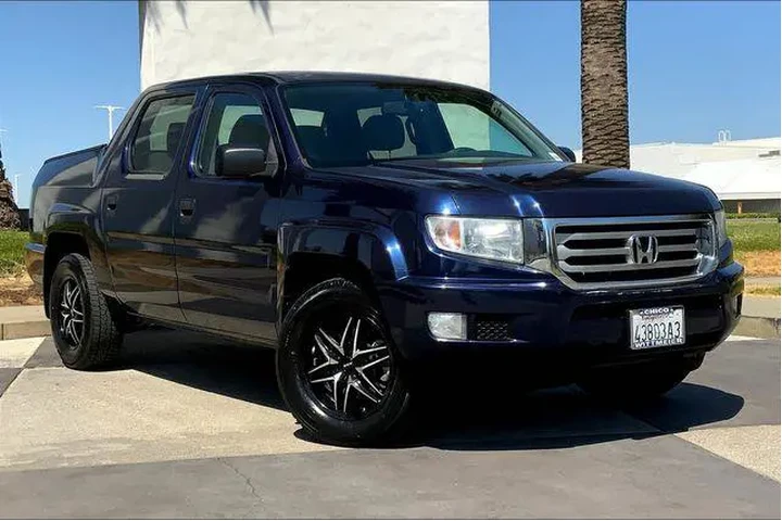 $12985 : Honda Ridgeline 2013 4x4 RT image 2