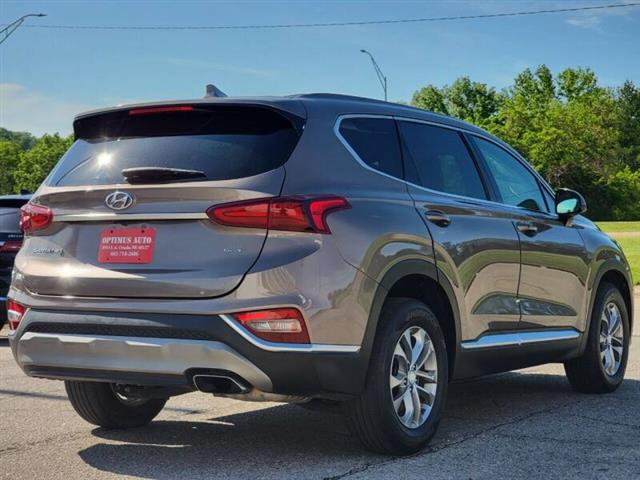 $17490 : 2019 Santa Fe SEL 2.4L image 8