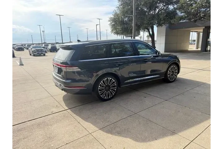$39980 : Lincoln Aviator 2022 AWD Bla image 9