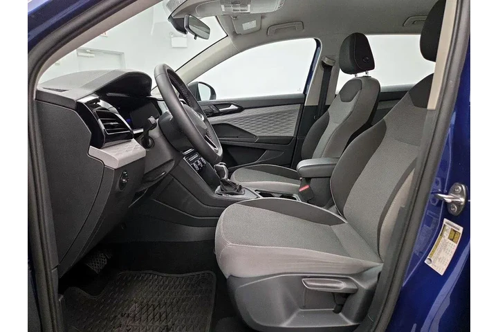 $23998 : Volkswagen Taos 2023 S 4dr S image 3