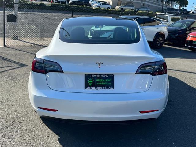 $26000 : Used 2021 Model 3 Standard Ra image 6