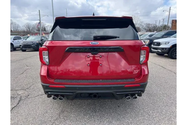 $39995 : Ford Explorer 2023 AWD ST 4d image 5