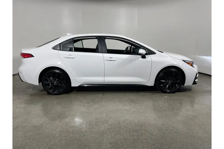 $25998 : Toyota Corolla 2025 SE 4dr S image 2