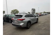 $27900 : Toyota Highlander 2021 XLE 4 thumbnail