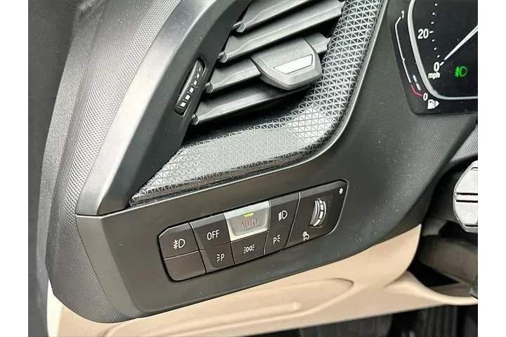 $18595 : BMW 2 Series 2021 AWD 228i x image 10