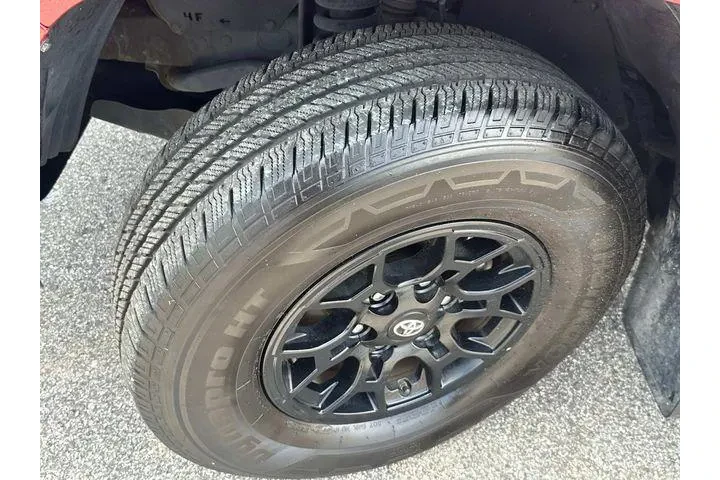 $28000 : Toyota Tacoma 2022 4x2 SR 4d image 10