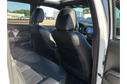 $38669 : Toyota Tacoma 2021 4x4 TRD P thumbnail