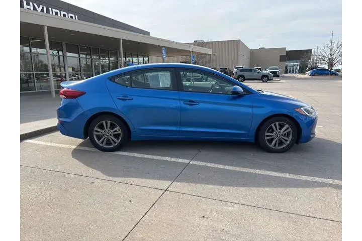 $11998 : Hyundai ELANTRA 2017 SE 4dr image 4